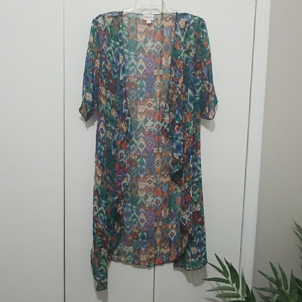 Small LuLaRoe Shirley
